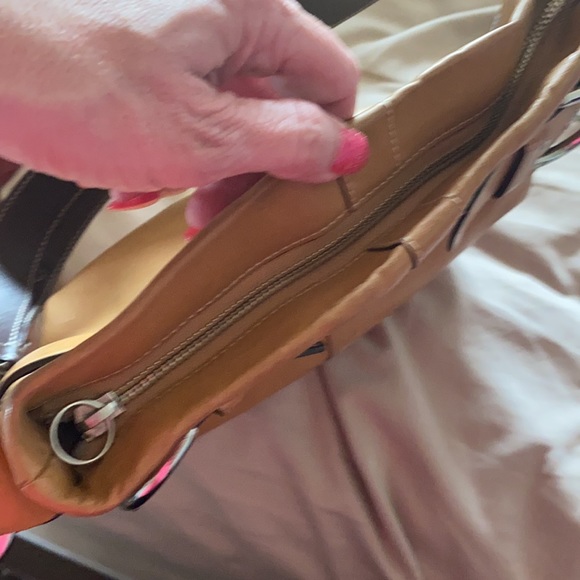 Coach tan leather purse - Picture 13 of 15